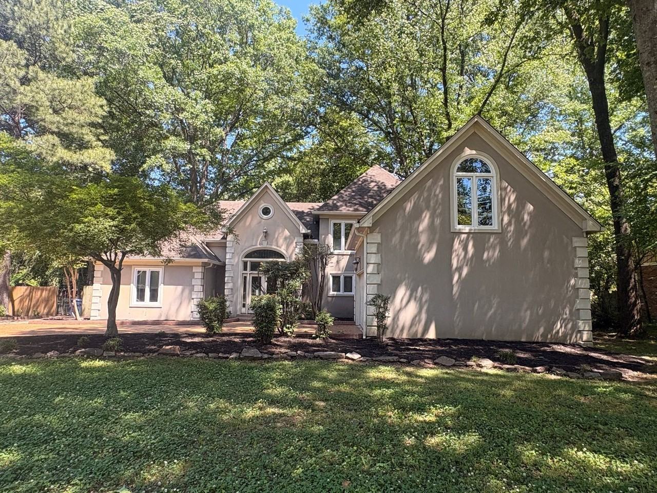 1703 Bryn Mawr Cv - Photo 3 of 31