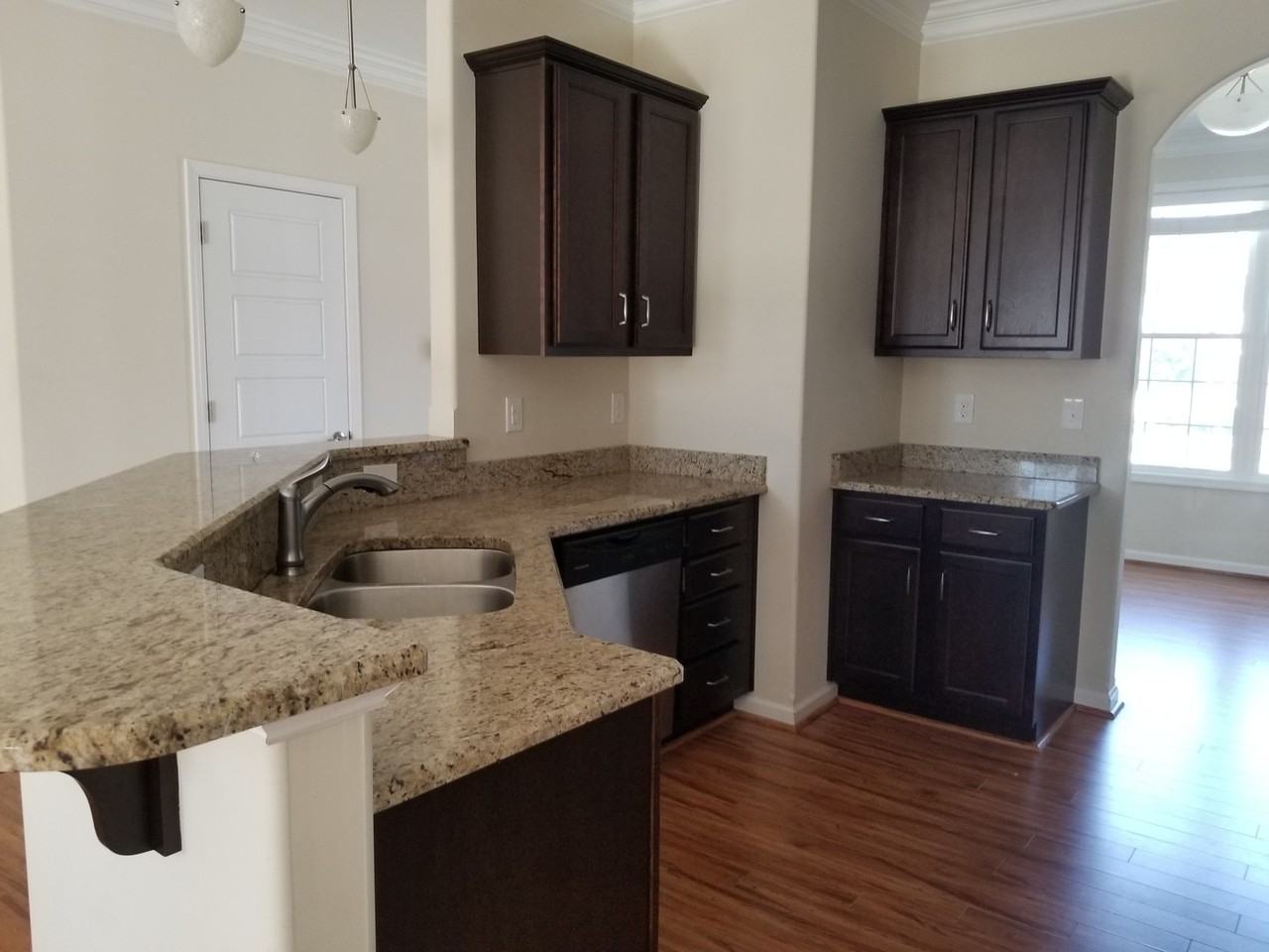 159 Rowse Dr - Photo 4 of 8