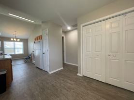 139 Woodland Dr N - Photo 1 of 1
