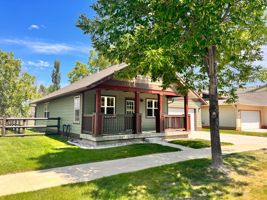 featured image of 5204 Excalibur Way
