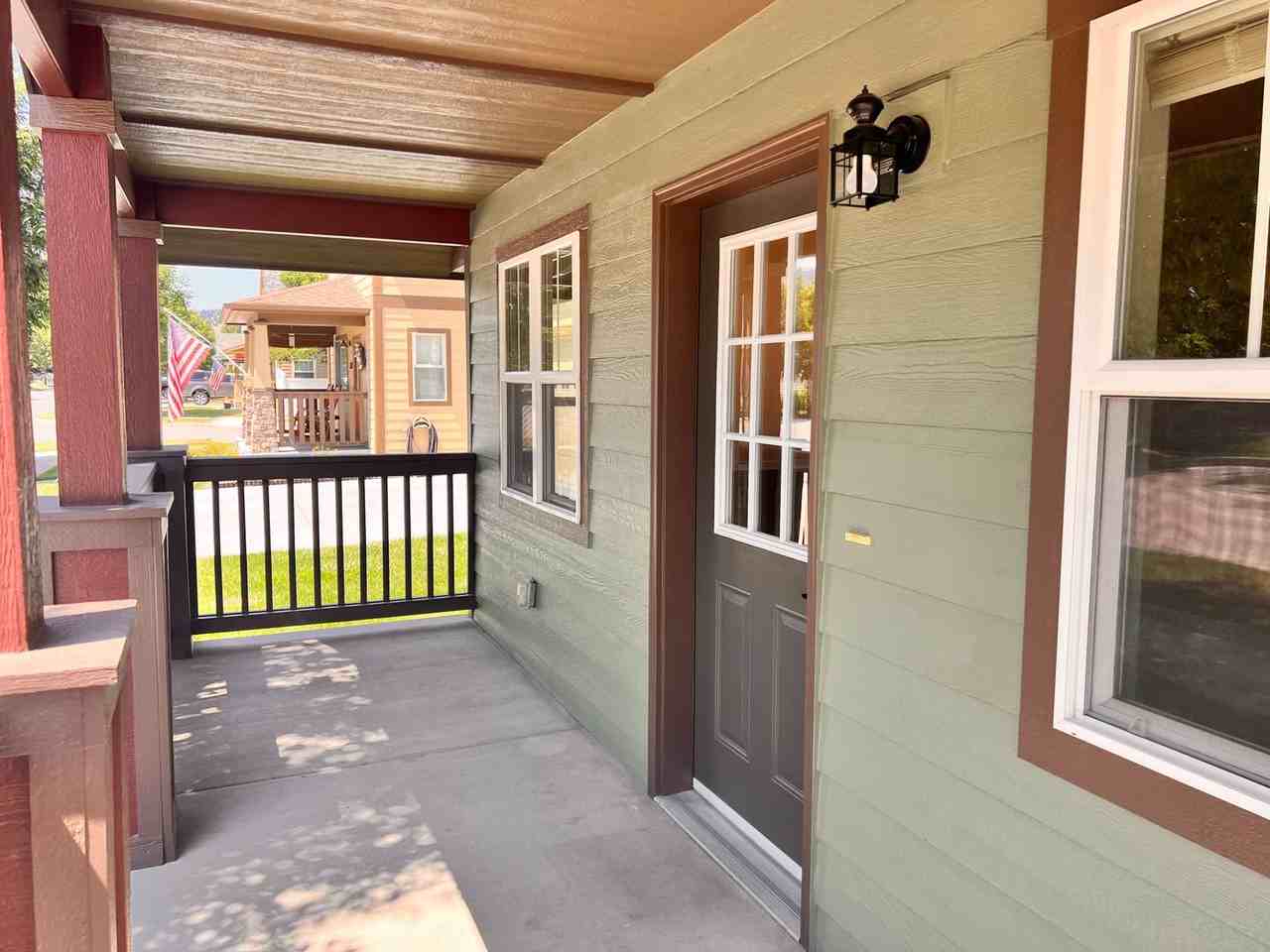 5204 Excalibur Way - Photo 3 of 27