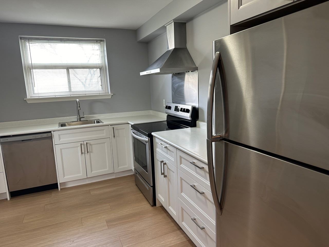 1033 Ravine Rd #1 - Photo 5 of 13