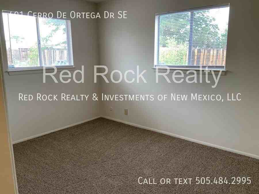 401 Cerro De Ortega Dr Se - Photo 4 of 8