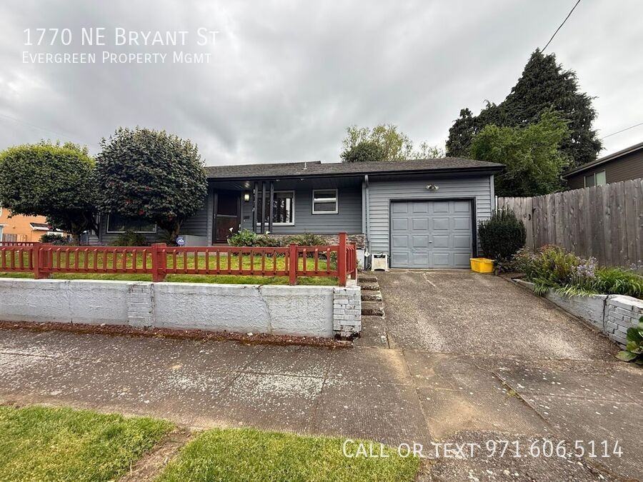 1770 Ne Bryant St - Photo 2 of 40