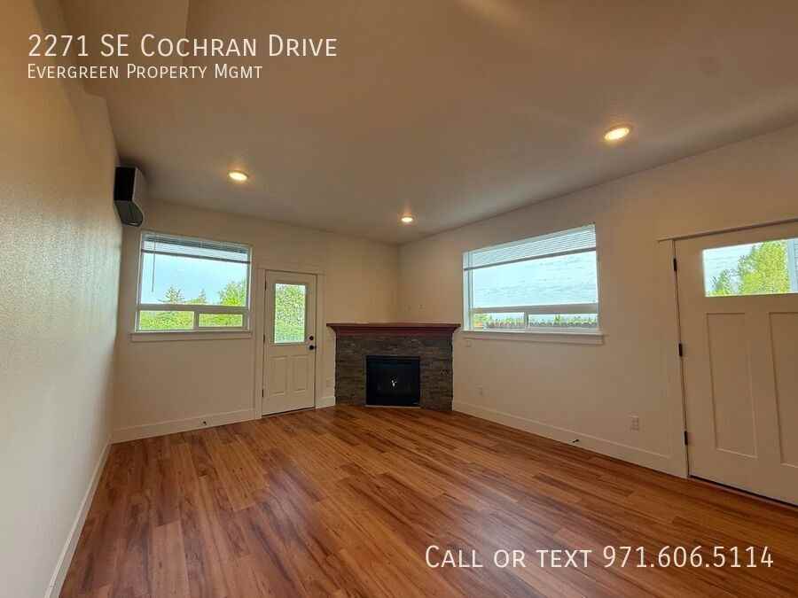 2271 Se Cochran Dr - Photo 6 of 20