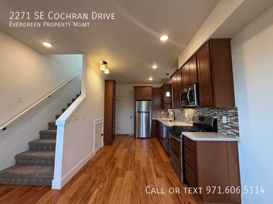 2271 Se Cochran Dr - Photo 7 of 20