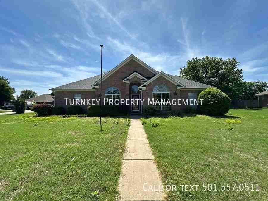 18 Kimberly Dr - Photo 2 of 17