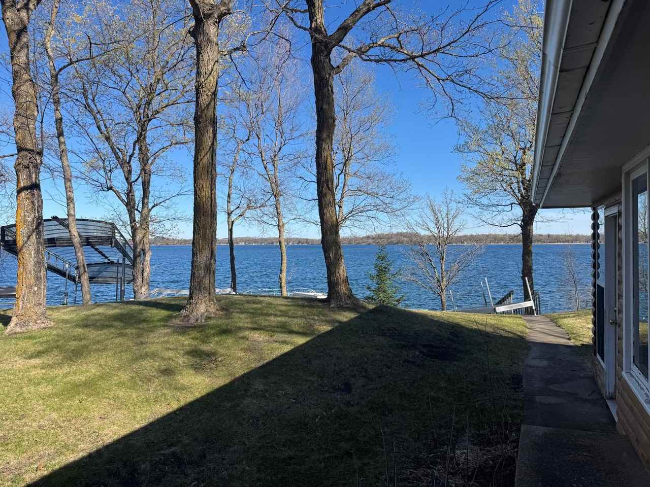 25187 Midland Beach Ln - Photo 3 of 24