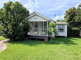 907 Mill St - Photo 1 of 1