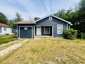 204 Carter St - Photo 1 of 1