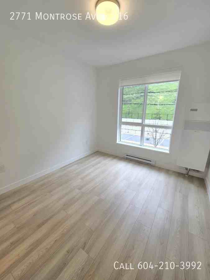 2771 Montrose Ave #216 - Photo 5 of 11