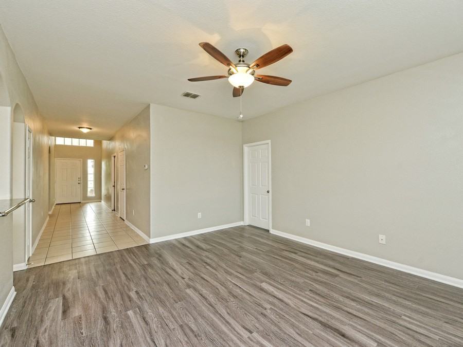 13217 Nelson Houser St - Photo 4 of 15