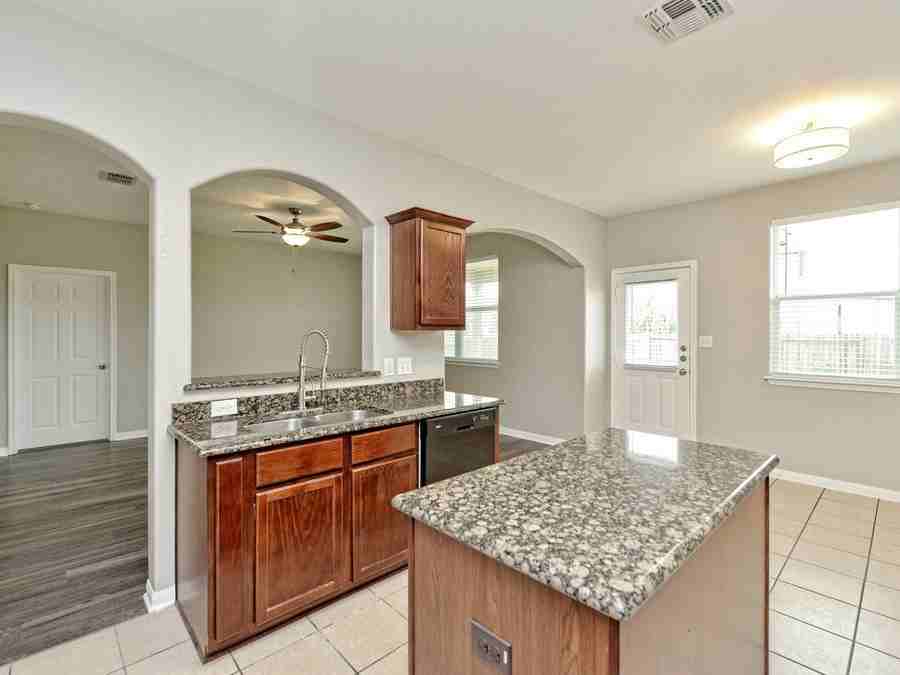 13217 Nelson Houser St - Photo 6 of 15