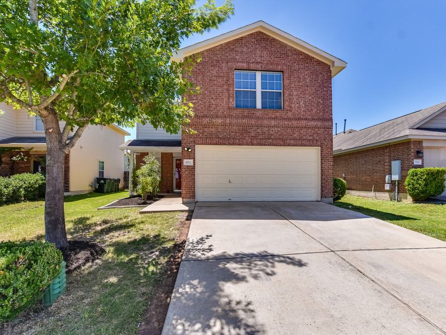 1172 Shadow Creek Blvd - Photo 2 of 20