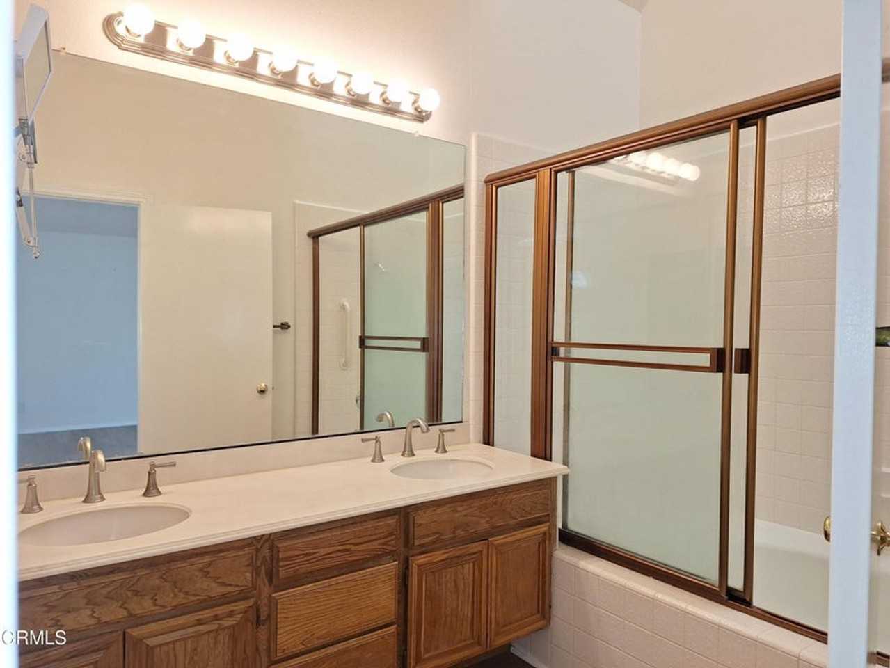 8041 Stone Pl - Photo 6 of 11