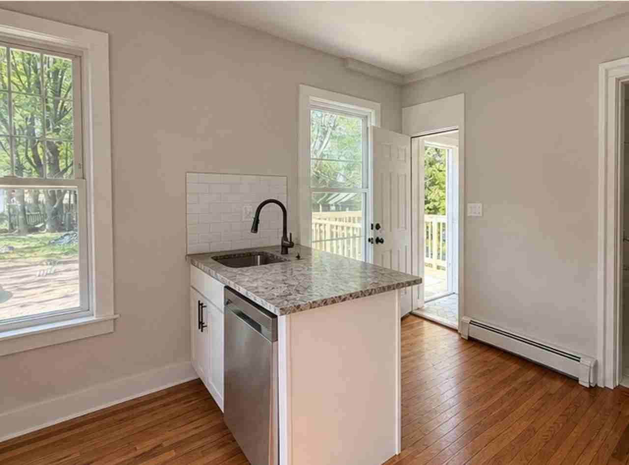 271 Elm - Photo 3 of 23