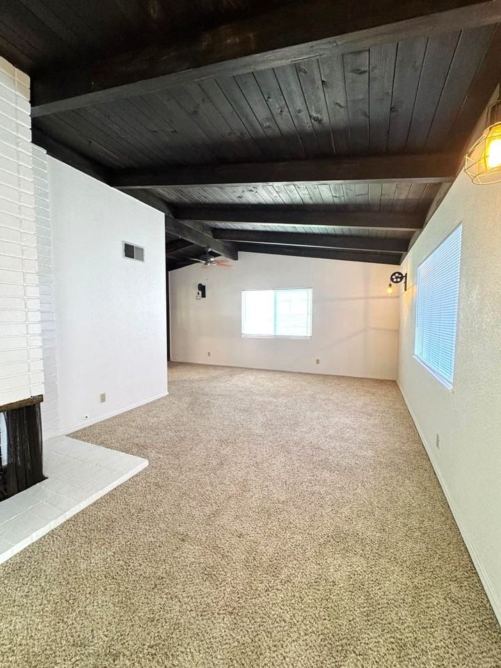 2935 Gayridge St - Photo 7 of 34