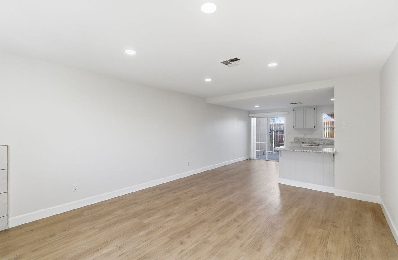 817 Quail Ln #14 - Photo 6 of 17