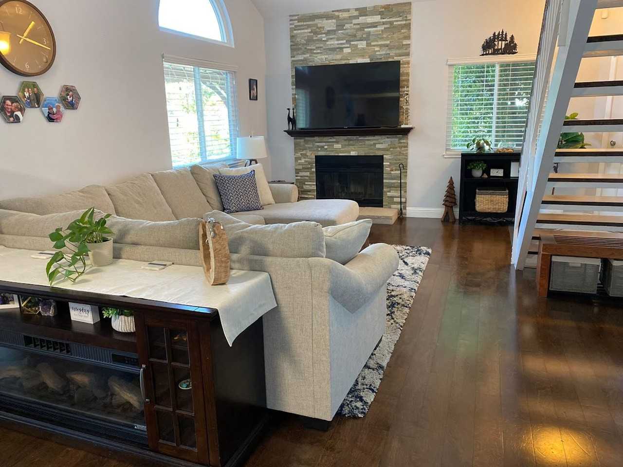 265 Voyager Dr - Photo 7 of 9