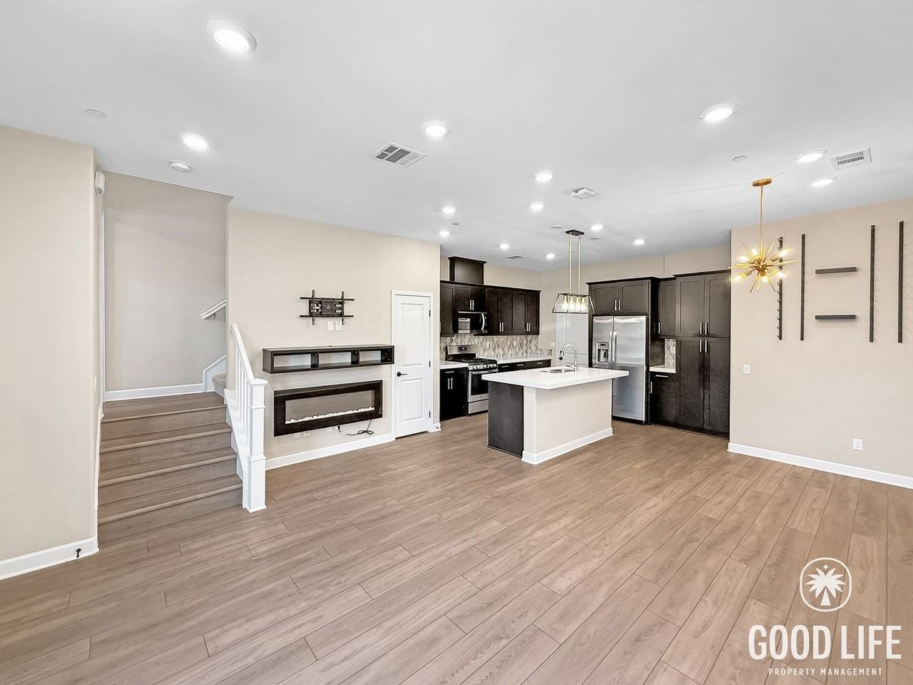 1109 Delpy View Pt - Photo 2 of 21
