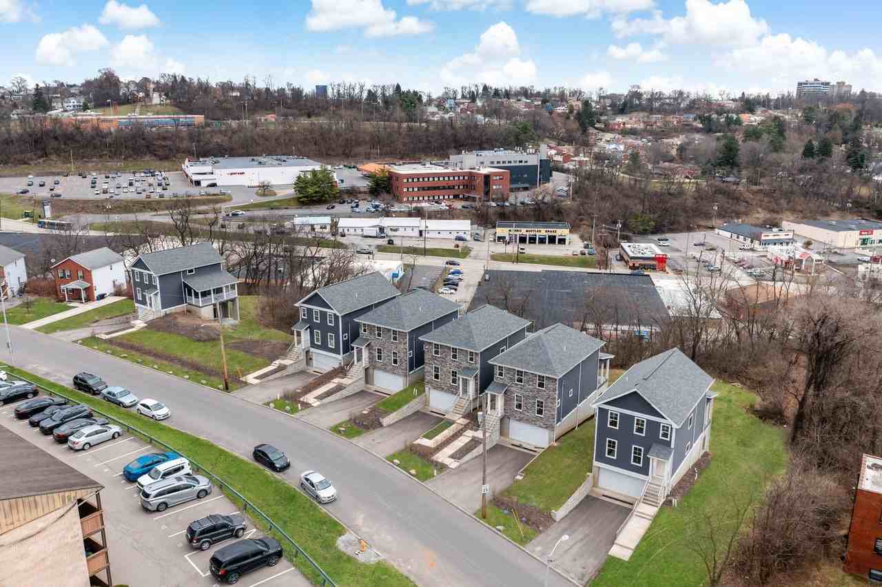1835 Chessland St - Photo 2 of 42
