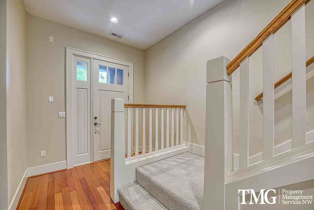 10424 Sw Windwood Way - Photo 3 of 50