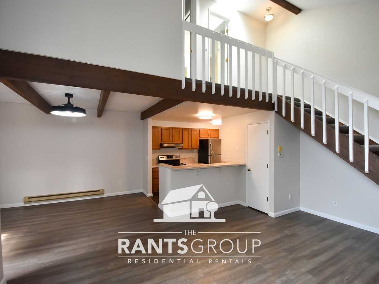 660 Malibu Dr Se - Photo 5 of 18