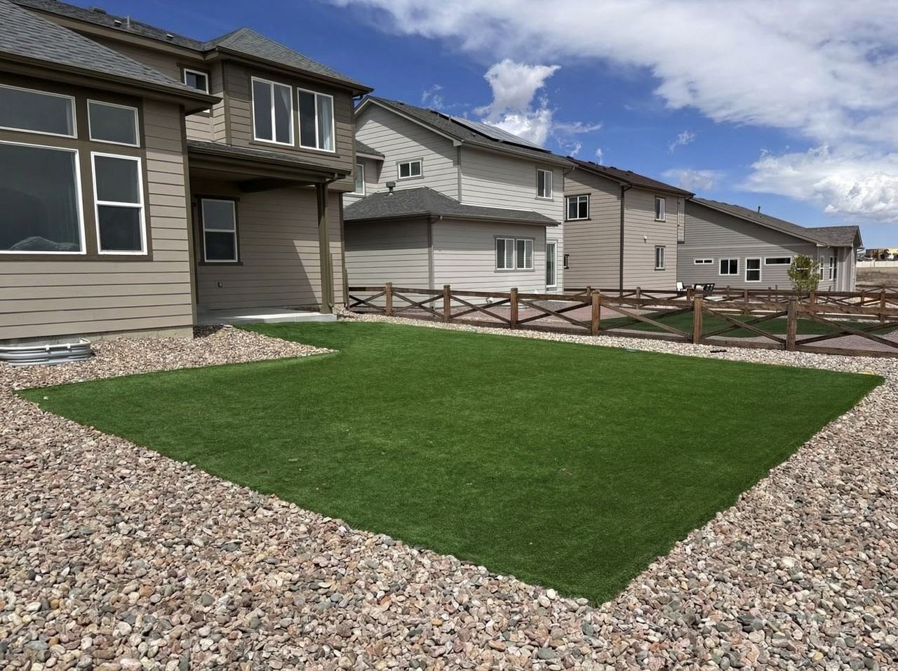 9377 Mayflower Gulch Way - Photo 5 of 34