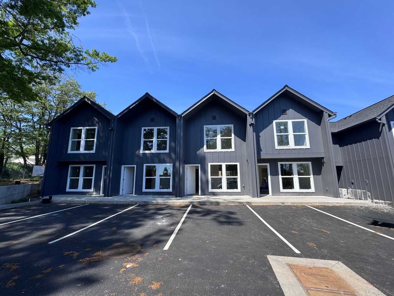 BRAND NEW, BEAUTIFUL TOWNHOMES! 2 & 3 BEDRM UNITS AVAILABLE - Photo 2 of 50