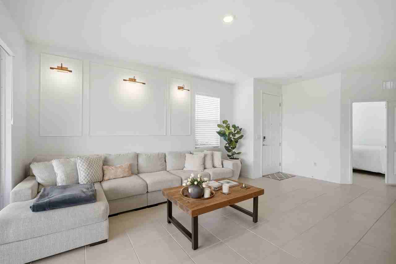 32305 Lexington St - Photo 7 of 30