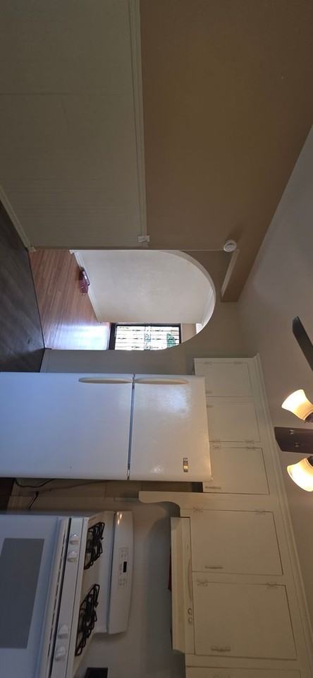 2626 S Cincinnati Ave - Photo 6 of 15