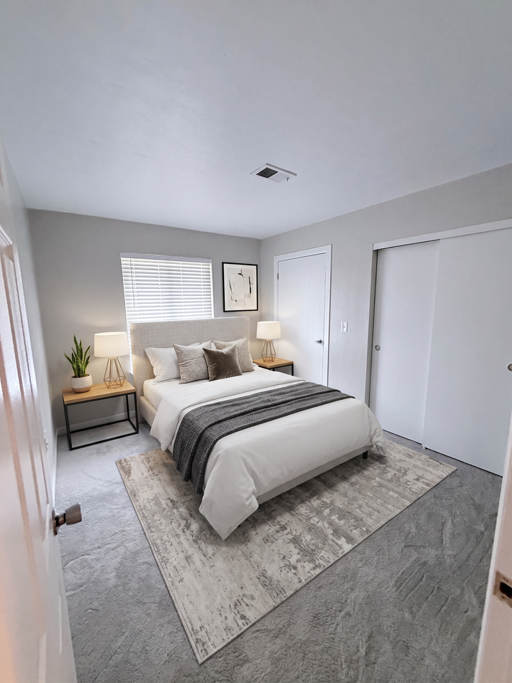 The Oaks Apartments - Photo 6 of 34