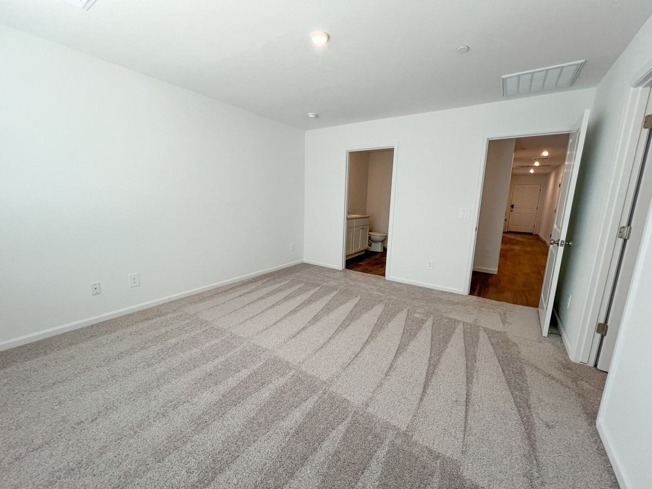 564 Crossbar Ln - Photo 4 of 21