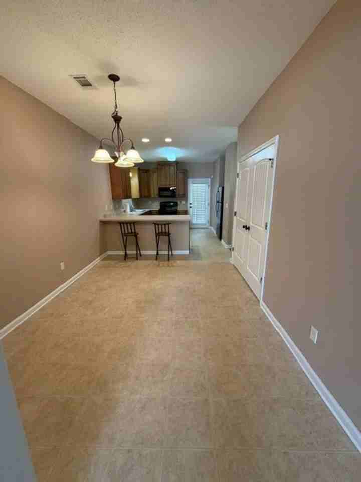 6717 Covington Villas Ln - Photo 4 of 15