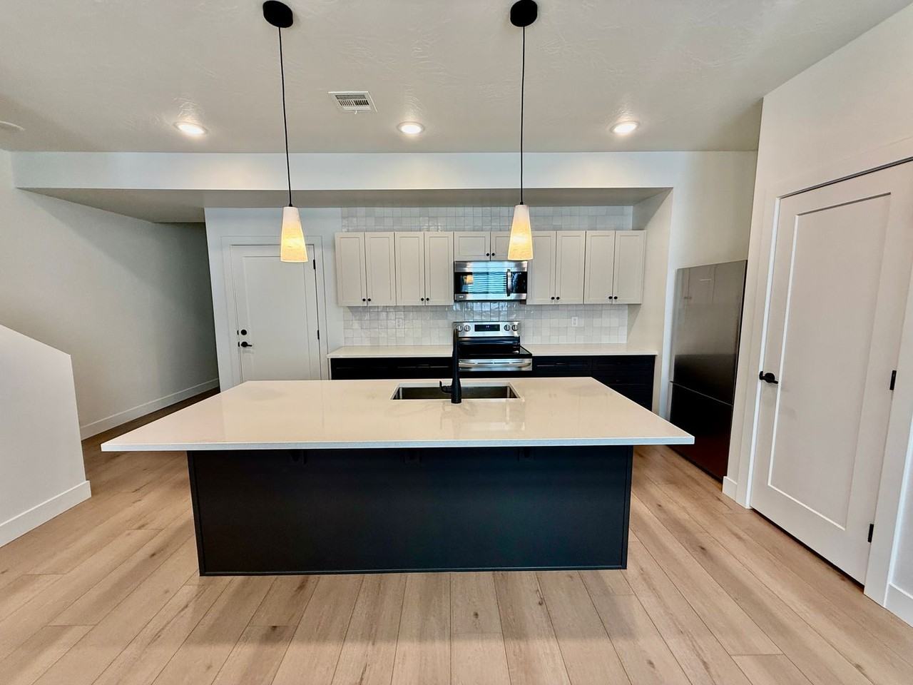 3966 E Razor Dr - Photo 6 of 30