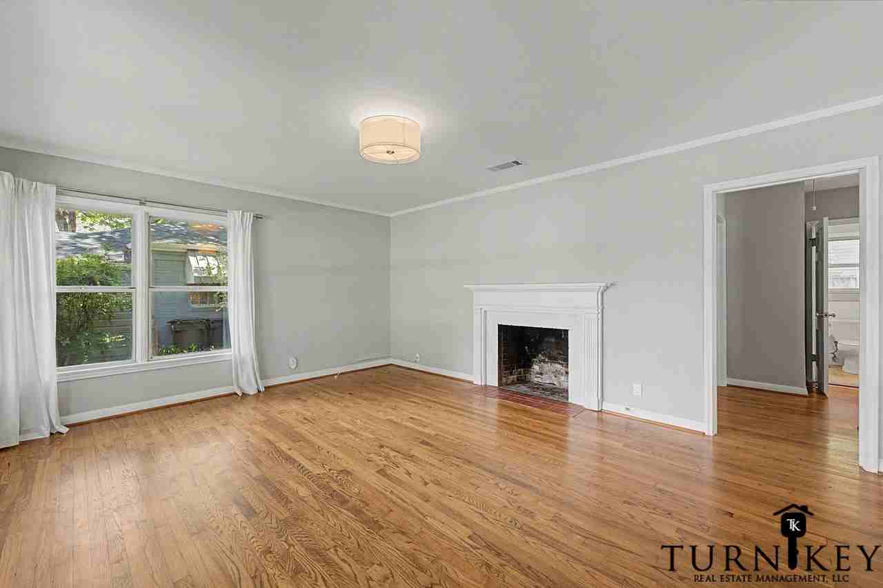 6433 Kenwick Ave - Photo 3 of 34