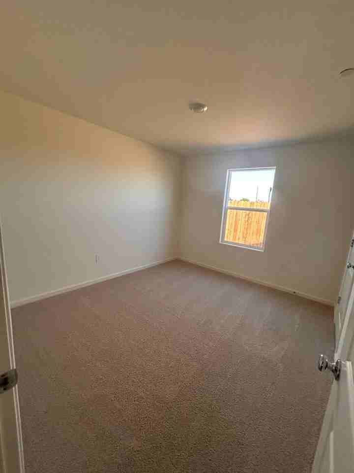 1115 S Magna Carta Ave - Photo 4 of 12