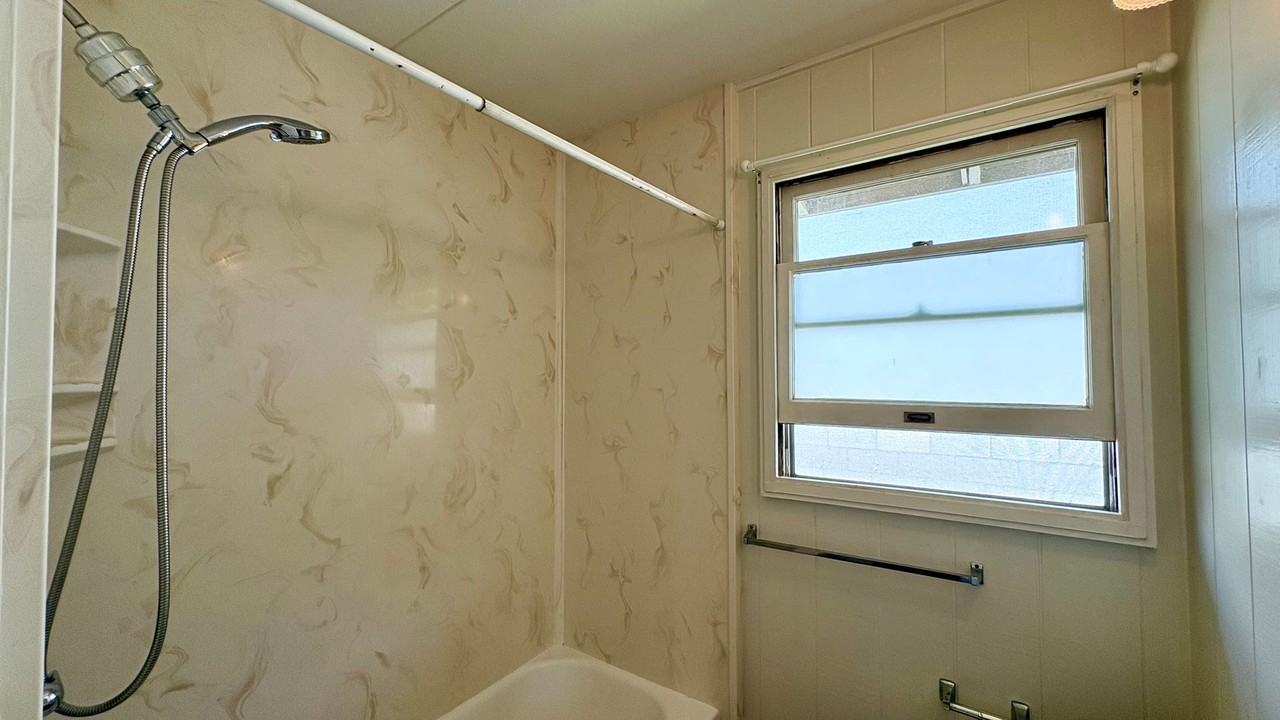 5329 Papai St - Photo 6 of 31
