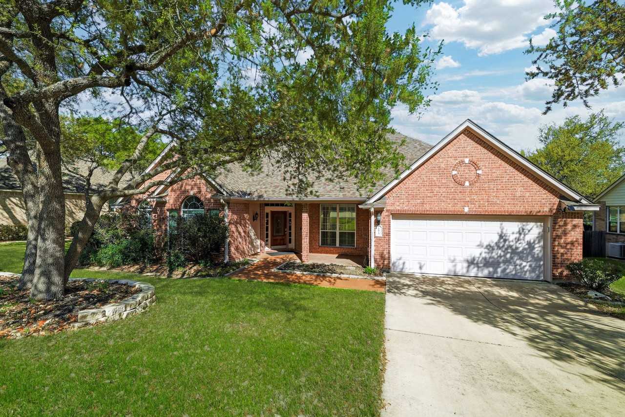 1615 Lookout Pt