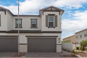 featured image of 5039 E Campo Bello Dr