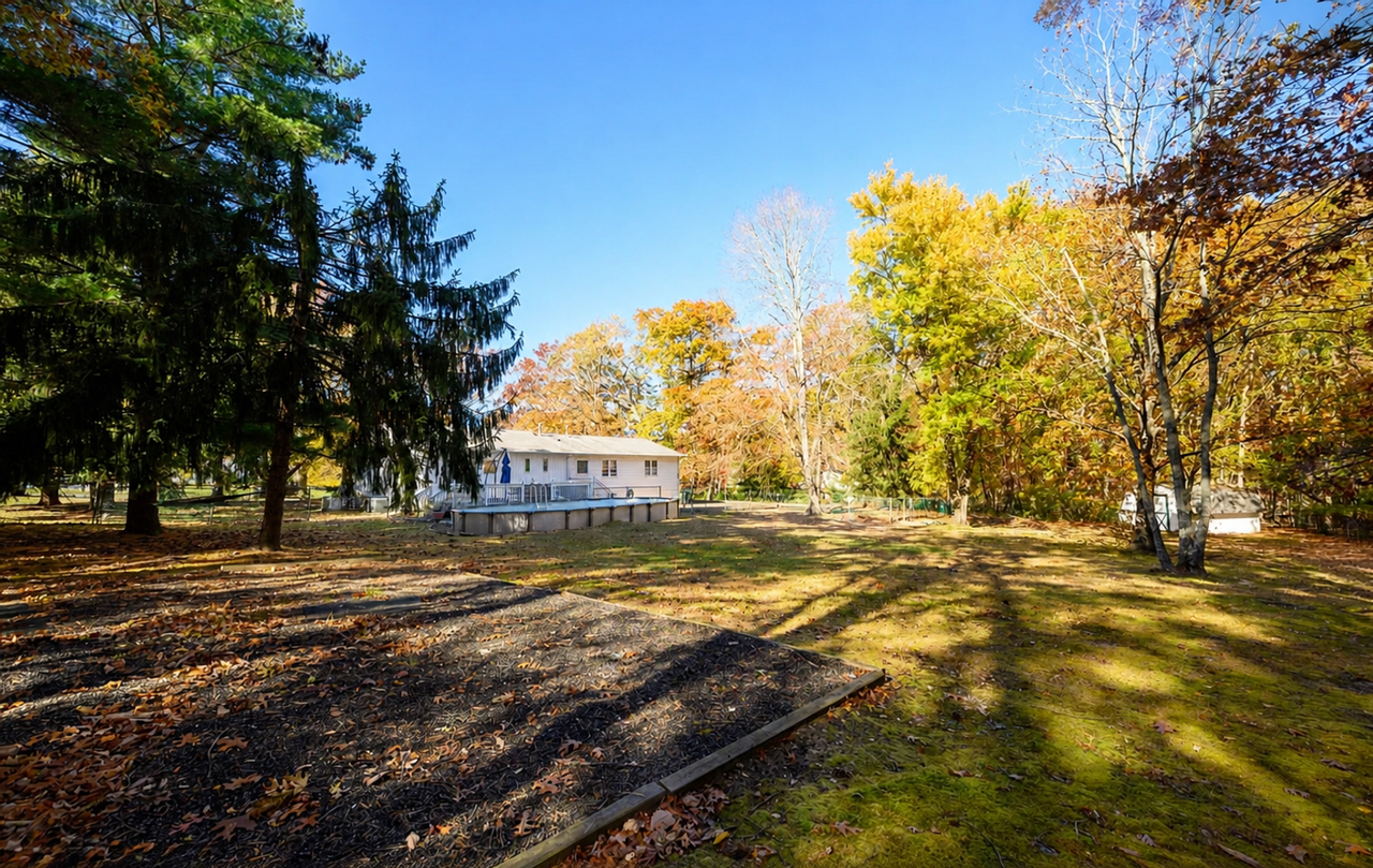 179 Farmers Ln - Photo 2 of 17