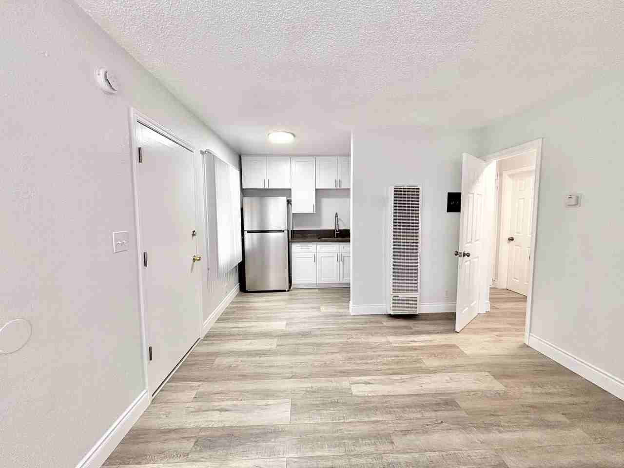 4241 Van Horne Ave #5 - Photo 4 of 16