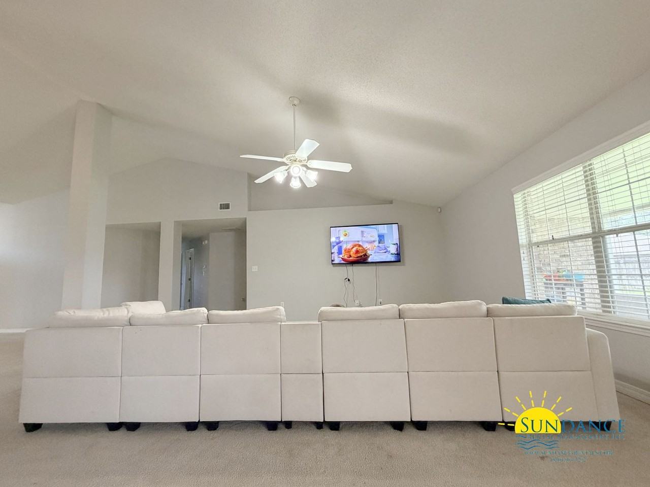 2165 Castle Grove Dr - Photo 3 of 21