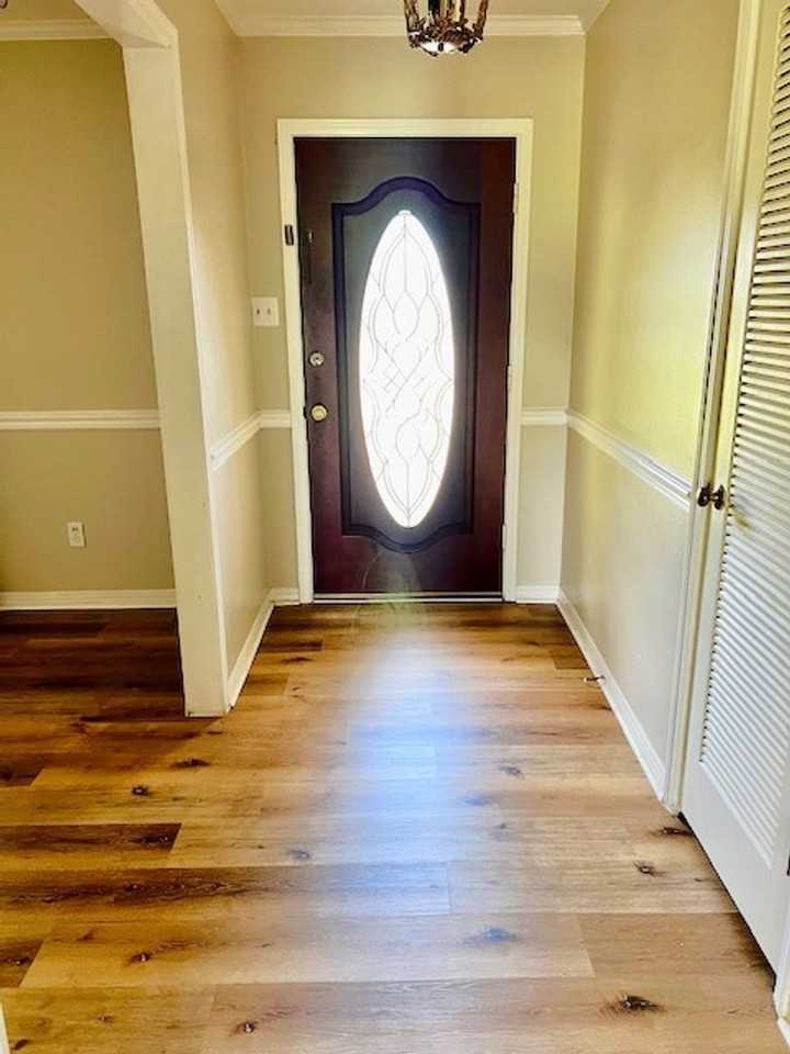 3813 Saint Andrews Loop N - Photo 2 of 20