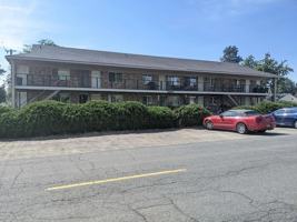 featured image of 304 E Barker St