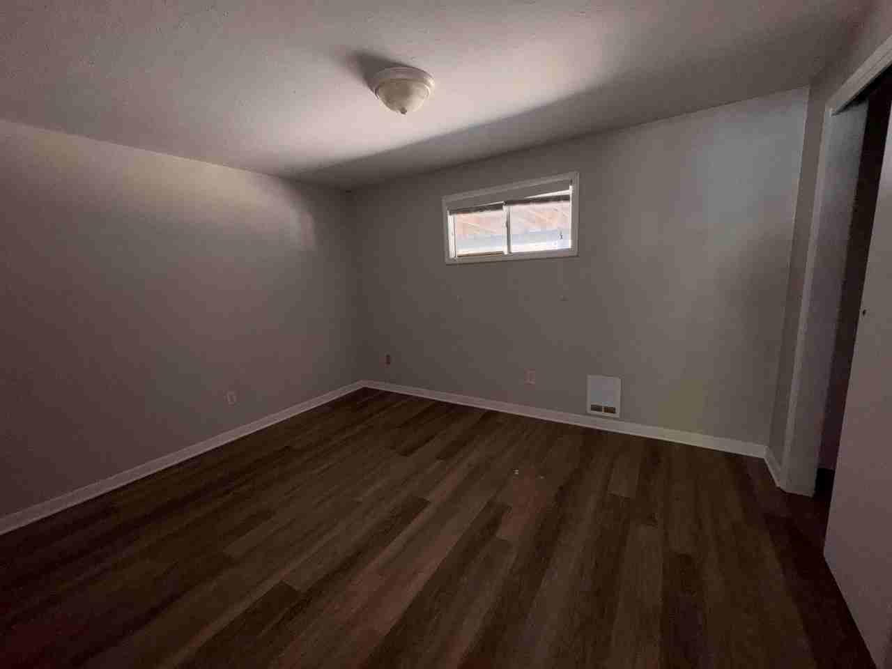 Barker Street 10 Unit - Photo 7 of 27