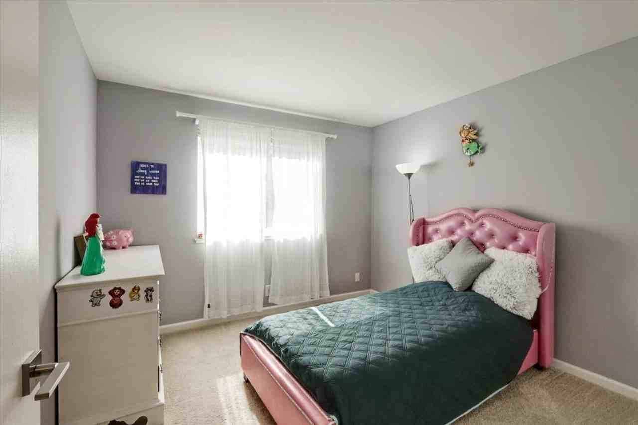 943 Ridgeview Ct #2A - Photo 7 of 8