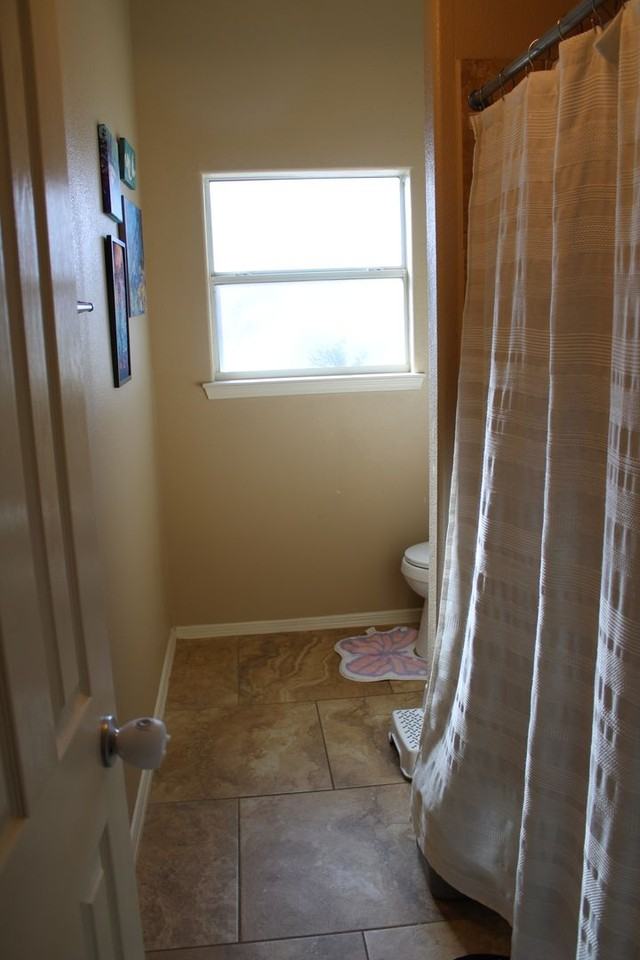 12928 Hueco Pit Dr - Photo 7 of 9