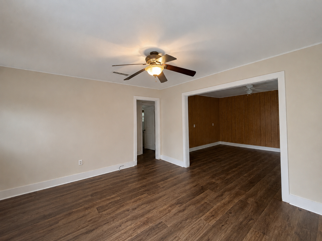 209 S Roosevelt Dr - Photo 3 of 12