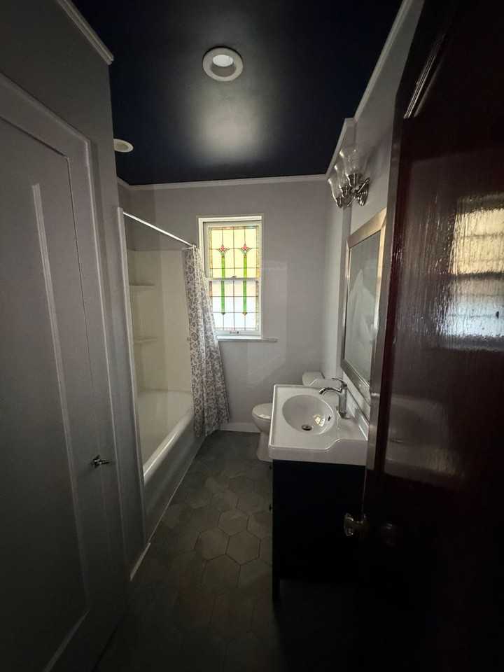 5191 Rosa Ave 2nd Fl - Photo 2 of 9